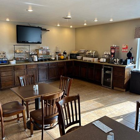 Boarders Inn & Suites By Cobblestone Hotels - Munising Wetmore Dış mekan fotoğraf