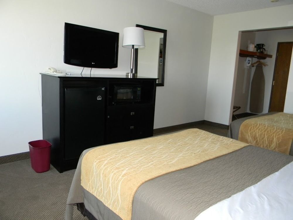 Boarders Inn & Suites By Cobblestone Hotels - Munising Wetmore Dış mekan fotoğraf