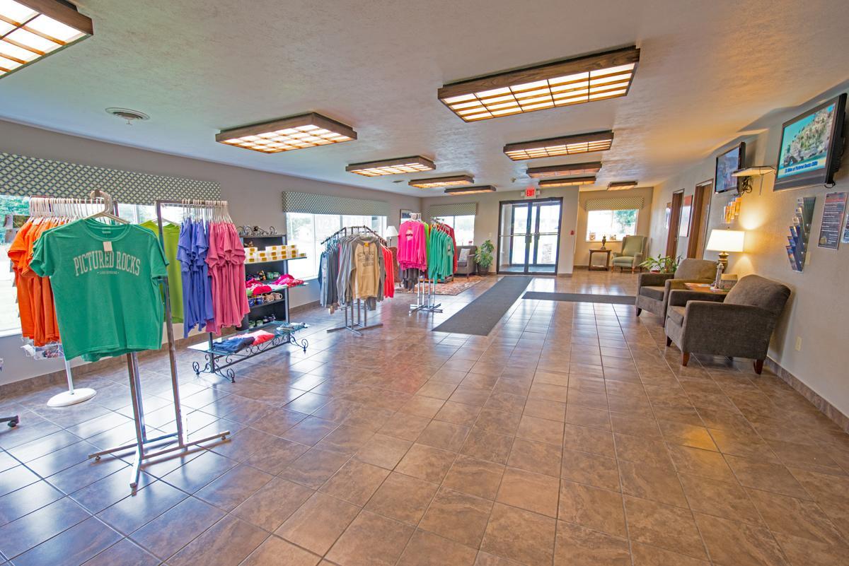 Boarders Inn & Suites By Cobblestone Hotels - Munising Wetmore Dış mekan fotoğraf